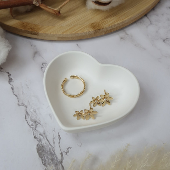 Petit pot cœur en éco résine - blanc 2