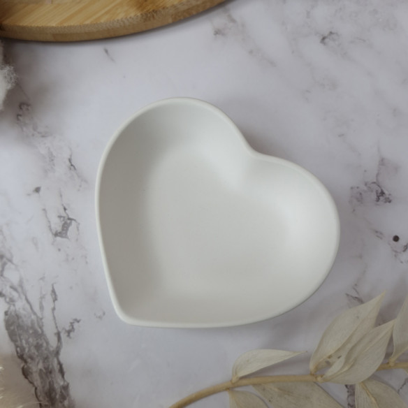 Petit pot cœur en éco résine - blanc