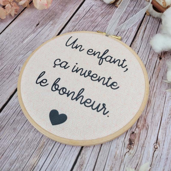 Tambour décoratif "Un enfant, ça invente le bonheur." 2