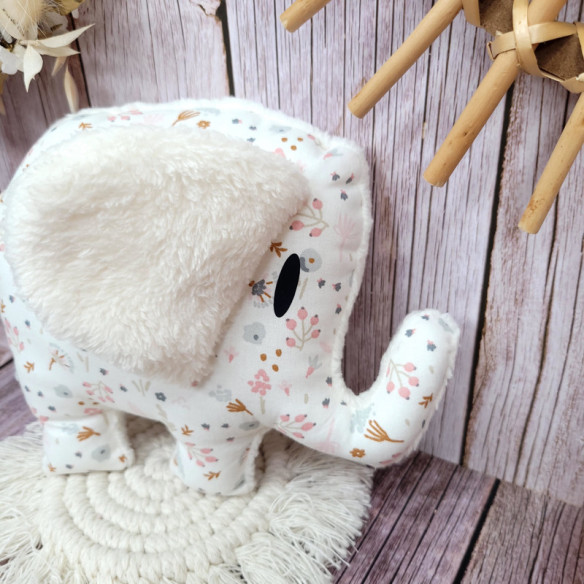 Doudou éléphant "sara" 2