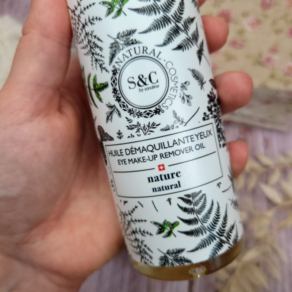 Huile démaquillante - fabrication suisse - produit naturel - les petites mains de melanie