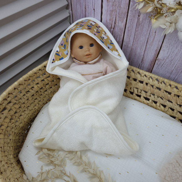 cape de bain poupee - artisanat suisse